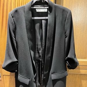 ZARA black rolled up sleeves blazer